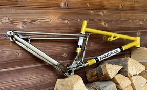 Cadre VTT tout suspendu Enduro 160mm en acier et sur mesure - Columbus Zona