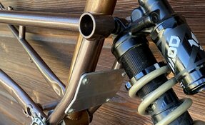 Cadre ENDURO HIGH PIVOT fabriqué en France - acier Reynolds 853 et 631