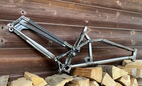 Cadre VTT Descente façon "SUNN RADICAL PLUS 1999" - brut sans peinture