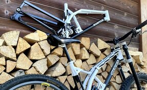 Cadre VTT Descente façon "SUNN RADICAL PLUS 1999" - avec son (…)