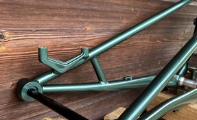 Cadre ALL MOUNTAIN ENDURO tout suspendu Titane et acier fabriqué en France