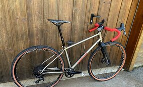 Vélo complet gravel titane fabriqué en France