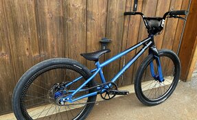 BMX Race Cruiser 24 sur mesure en acier fabriqué en France