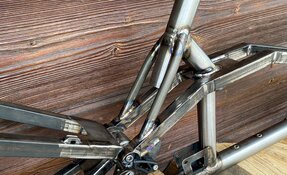 Cadre VTT Descente façon "SUNN RADICAL PLUS 1999" - brut sans peinture