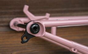 Cadre VTT EGERIE enduro tout suspendu sur mesure en acier fabriqué en France