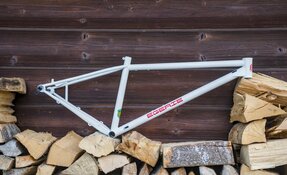 Cadre VTT en acier sur mesure fabriqué en France - hardtail endurigide enduro