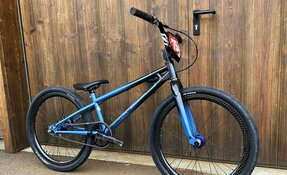BMX Race Cruiser 24 sur mesure en acier fabriqué en France