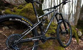 Cadre VTT Enduro 160mm en acier et sur mesure