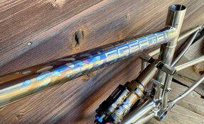 Cadre ALL MOUNTAIN tout suspendu Titane et acier INOX fabriqué en France