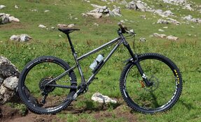 Cadre VTT en Crmo 4130 25CD4 fabriqué en France - hardtail endurigide enduro
