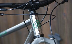 VTT ALLMOUNTAIN ENDURO tout suspendu Titane et acier fabriqué en France
