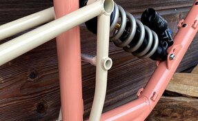 Cadre EGERIE enduro tout suspendu sur mesure en acier fabriqué en France