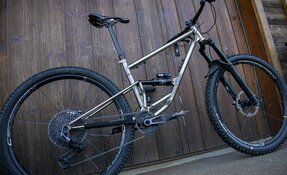 VTT Enduro en acier inoxydable Reynolds 921 fabriqué en France