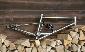 Cadre Enduro High Pivot Titane/Crmo fabriqué en France