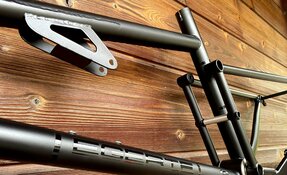 Cadre VTT tout suspendu Enduro 160mm en acier et sur mesure - Reynolds et (…)