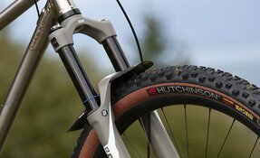 VTT ALLMOUNTAIN ENDURO tout suspendu Titane et acier fabriqué en France