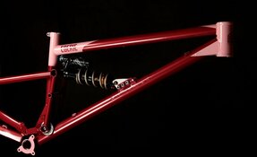 Cadre VTT Enduro 160mm en acier et sur mesure