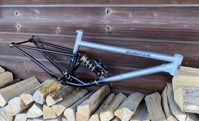 Cadre VTT all mountain - trail - 130mm - en acier fabriqué en France