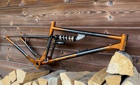 Cadre enduro suspendu acier fabriqué en France - Columbus Zona