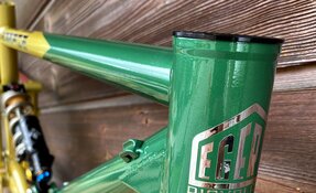 Cadre EGERIE enduro tout suspendu sur mesure en acier fabriqué en France