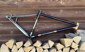 Cadre XC crosscountry en acier Fabriqué en France - Tubes Columbus et Dedacciai