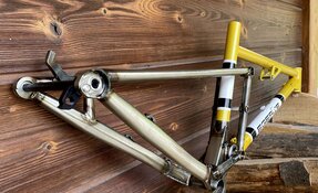 Cadre VTT tout suspendu Enduro 160mm en acier et sur mesure - Columbus Zona