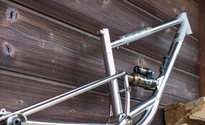 Cadre EGERIE ALLMOUNTAIN en Titane et acier INOX fabriqué en France