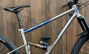 VTT EGERIE tout suspendu Titane et acier INOX fabriqué en France