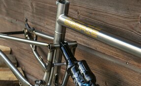 Cadre Enduro High Pivot Titane/Crmo fabriqué en France